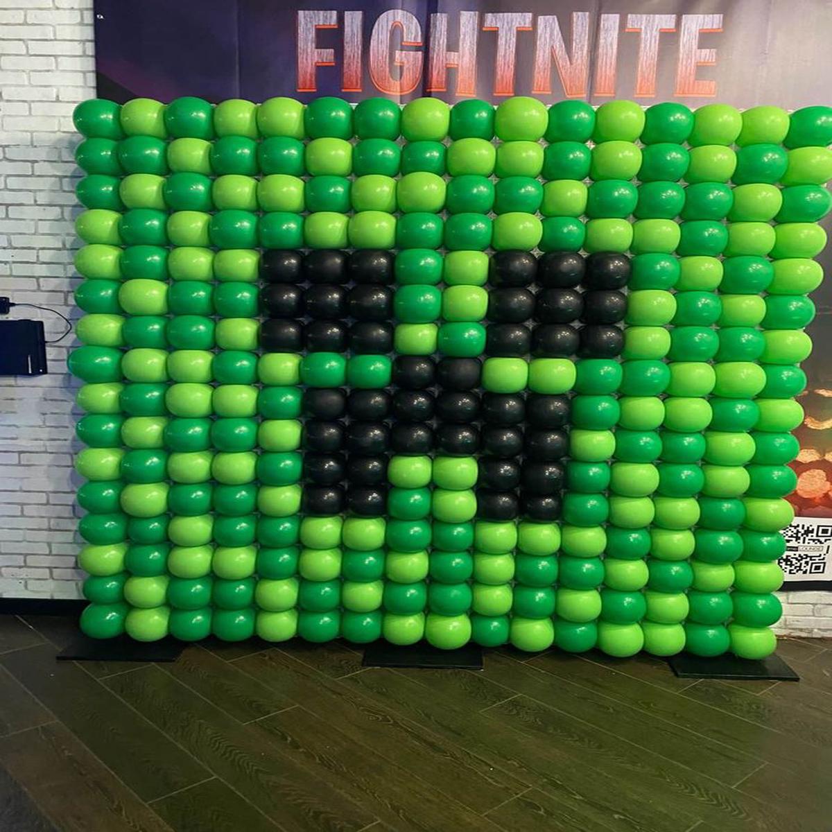 Customize Minecraft Designed Balloons Black and Green Latex – Minecraft-Themed Perfect for special